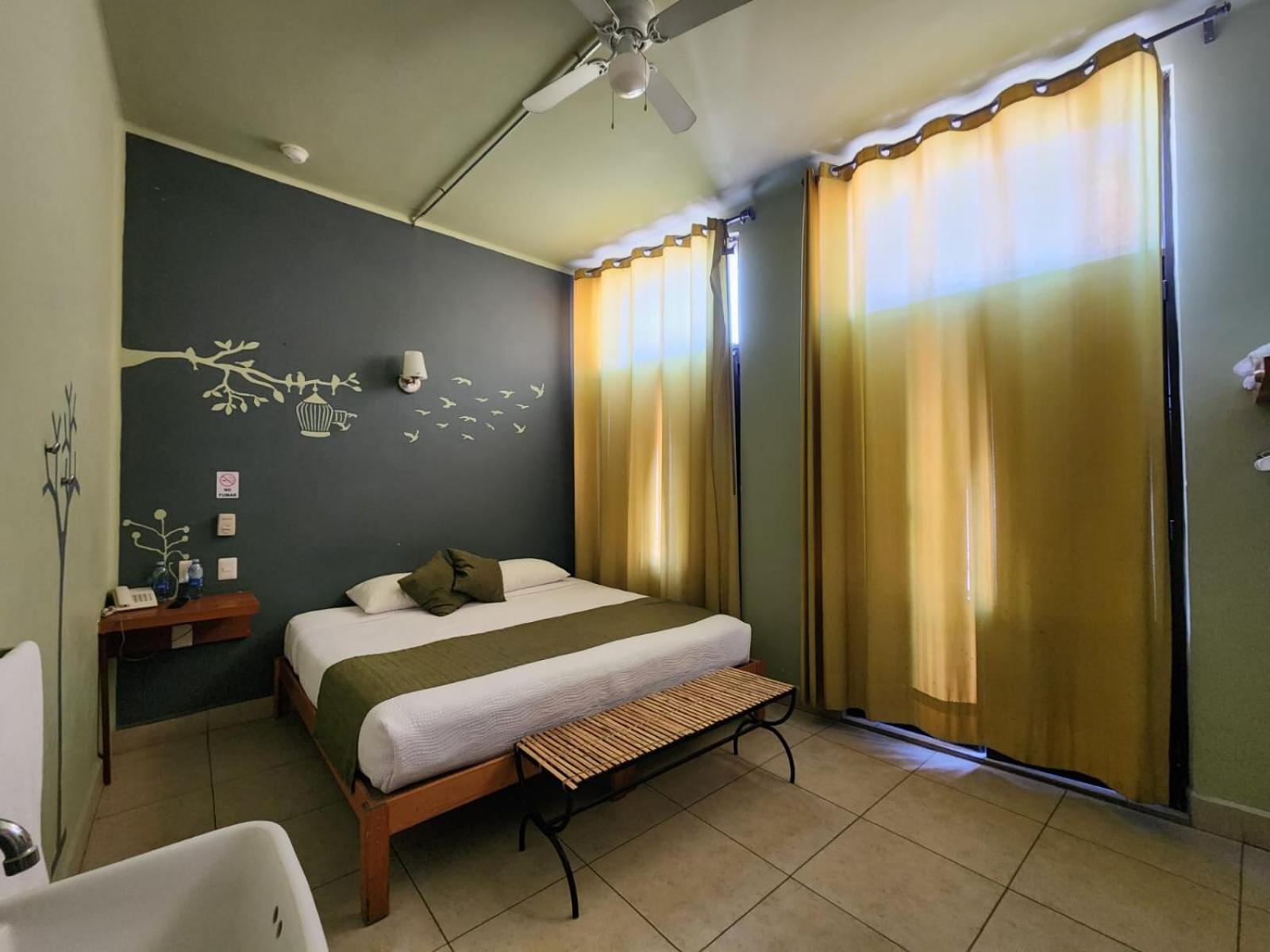 Hotel Plaza Queretaro Ngoại thất bức ảnh